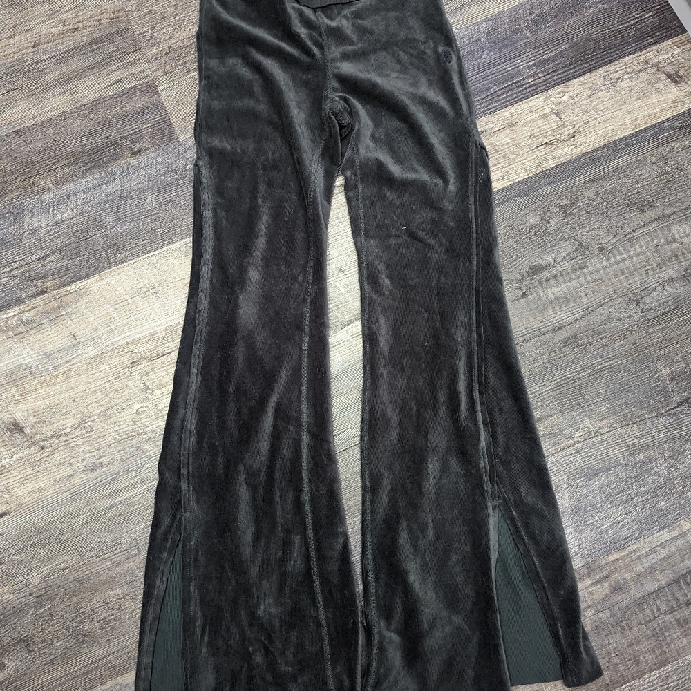 Free people movement flare leggings